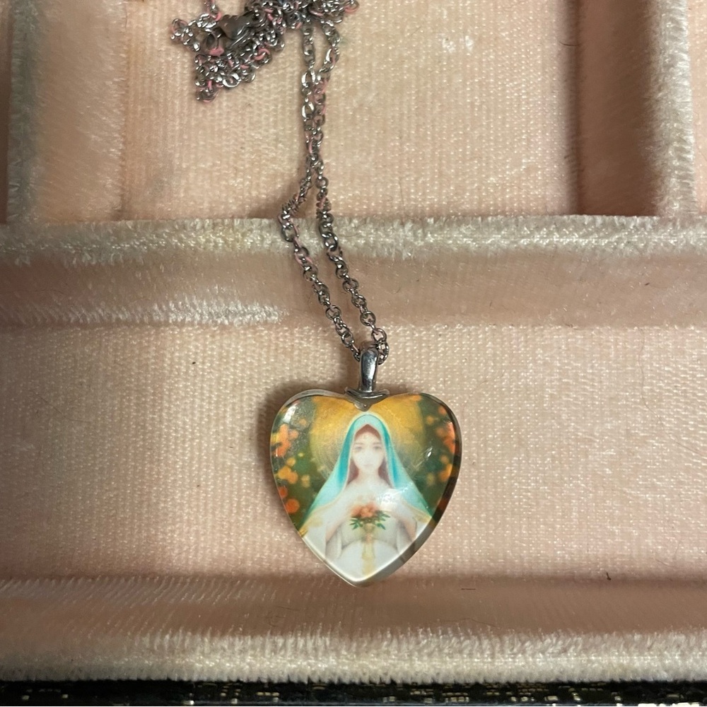 Heart-Shaped Keepsake ♥️